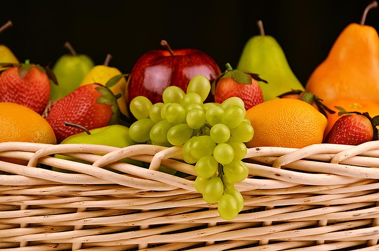 fruta y leche